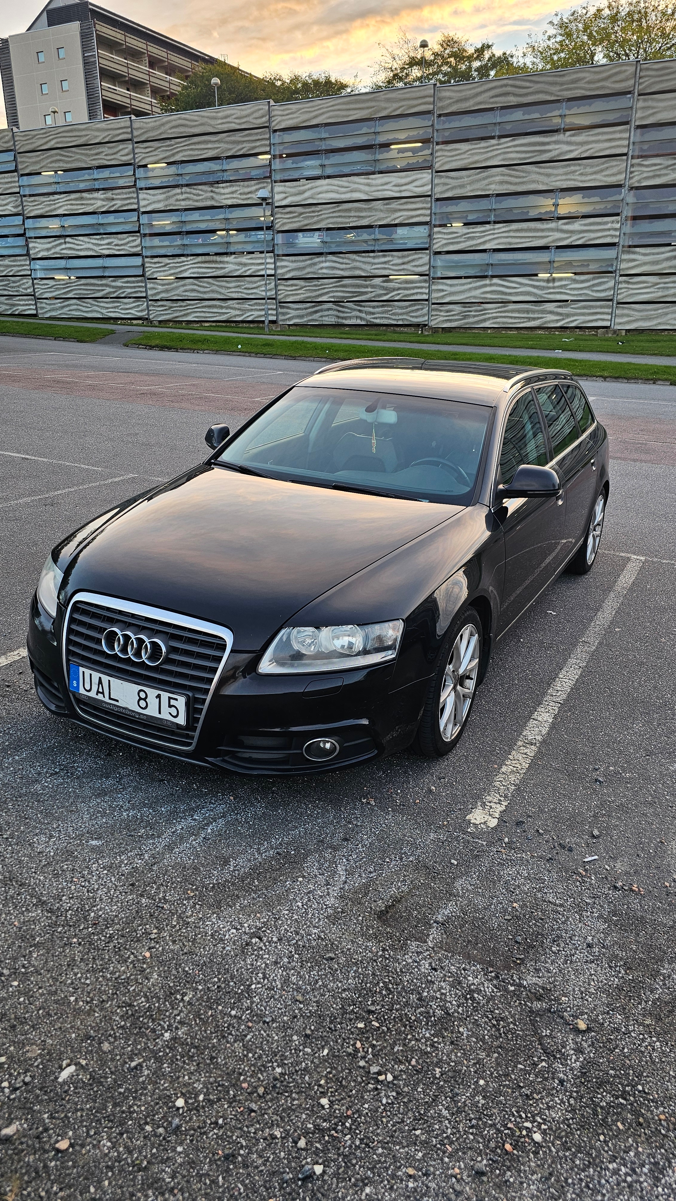 Audi A6 Avant 2.0 TDI DPF Multitronic 2010, bild 3/8