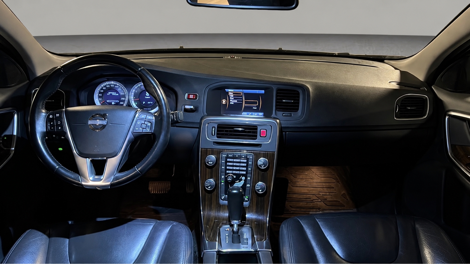 Volvo S60 T6 AWD Geartronic Summum 2011, bild 6/8