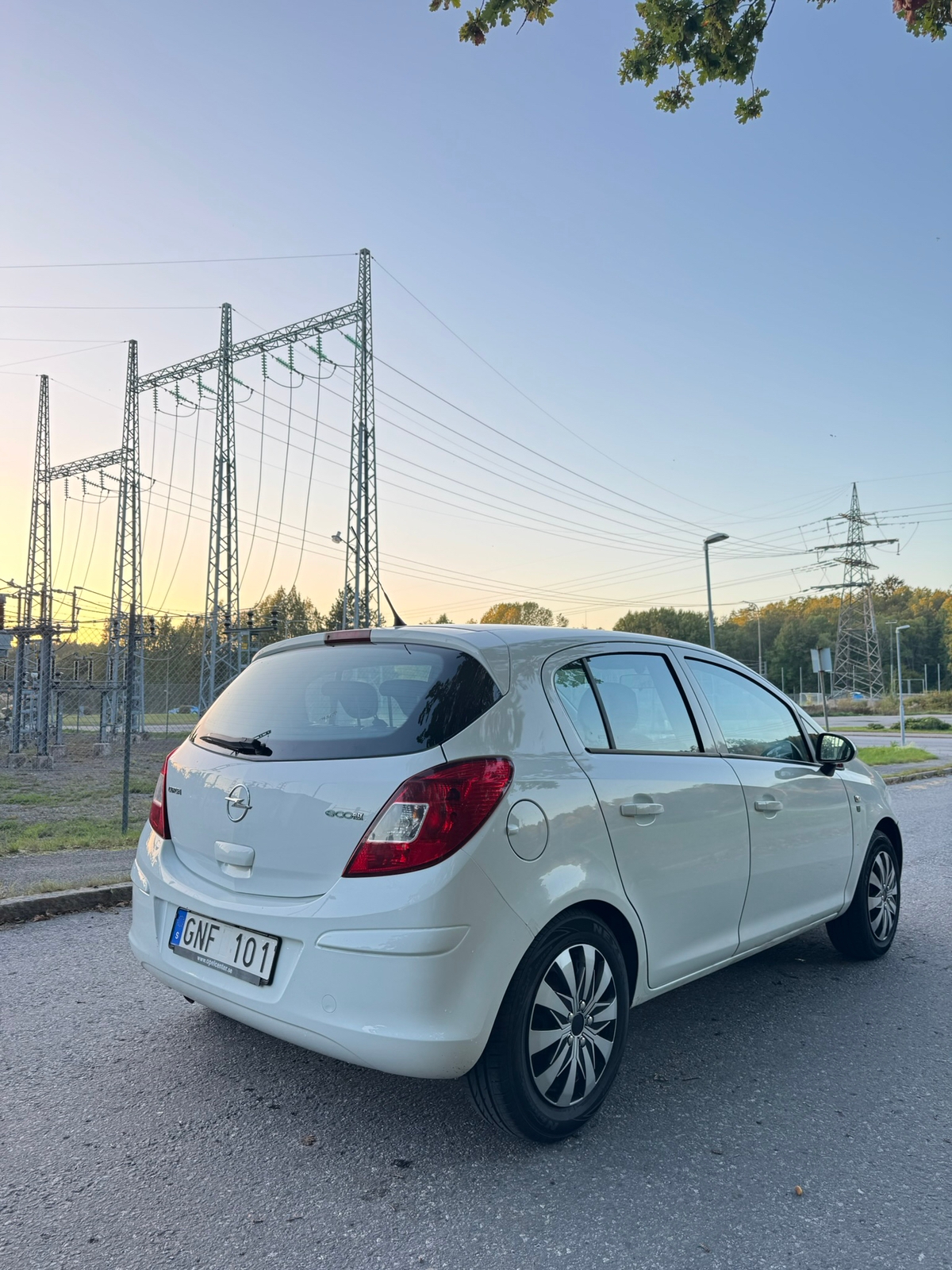 Opel Corsa 2010, bild 6/10