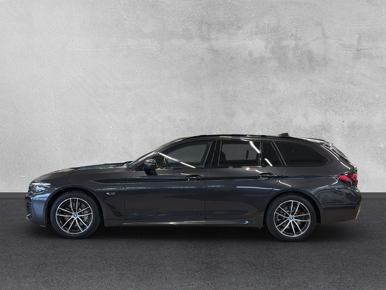 BMW 530 2023, bild 2/10