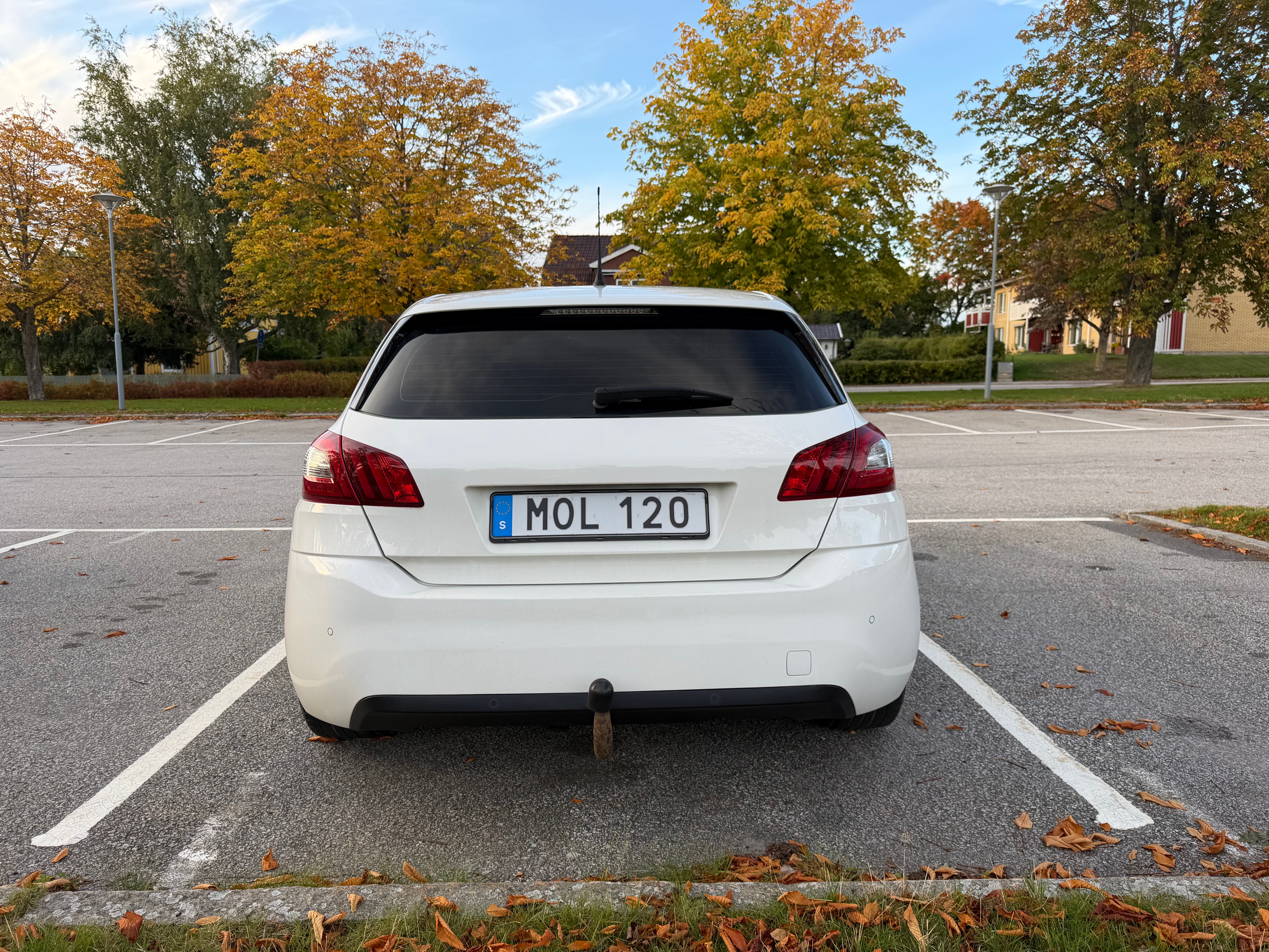 Peugeot 308 1.2 PureTech 110 Manuell 2014, bild 3/10