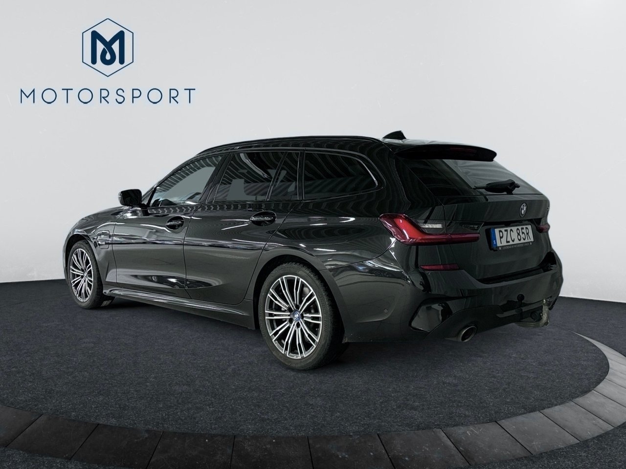 BMW 330 e Touring M Sport Drag 2022, kuva 5/24