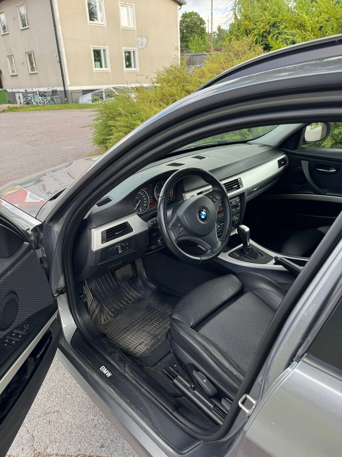 BMW 320 d xDrive Touring Automatisk 2011, bild 4/4