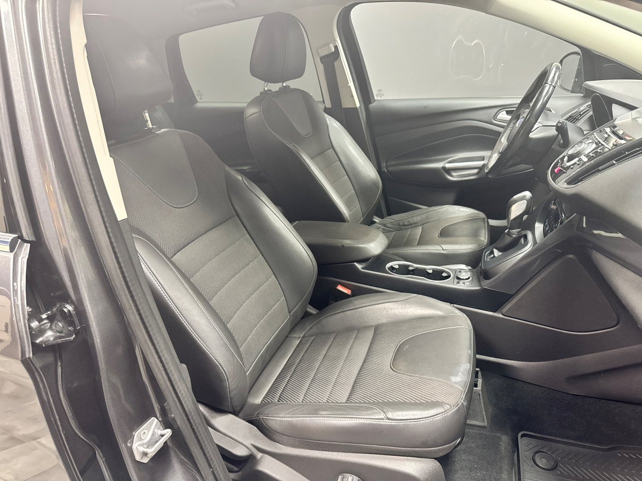 Ford Kuga 2016, bild 6/10
