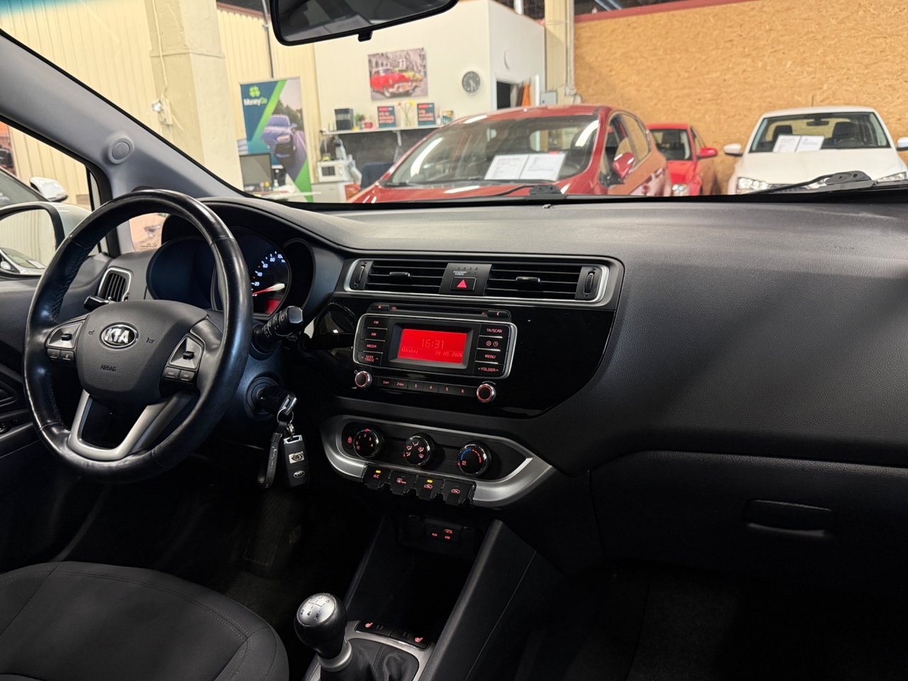 Kia Rio 2015, bild 7/10