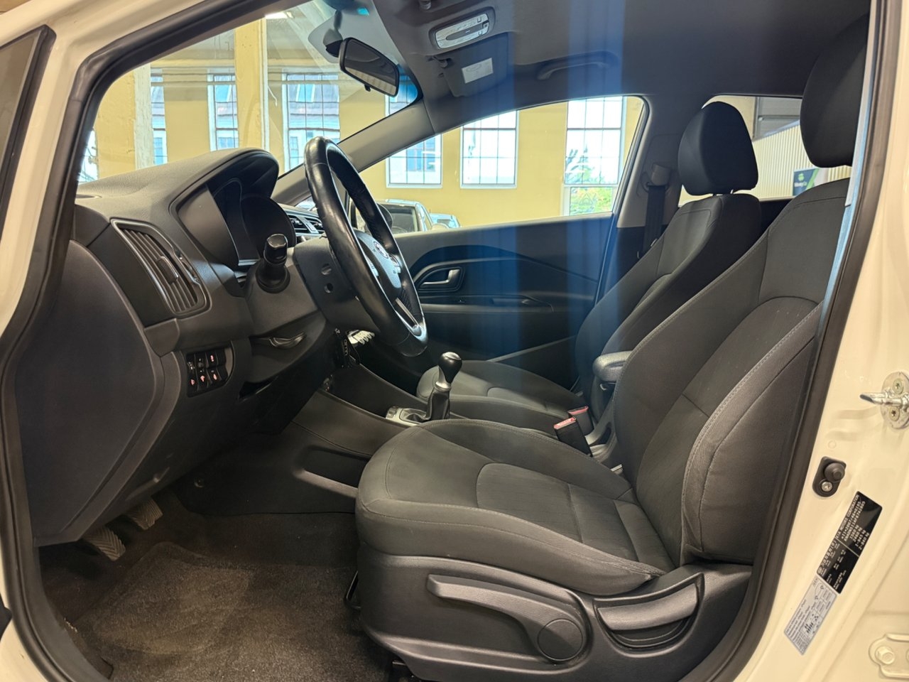 Kia Rio 2015, bild 3/10