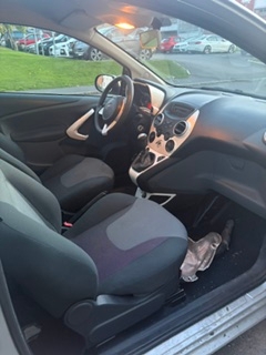 Ford Ka 1.2 Manuell 2012, bild 4/5