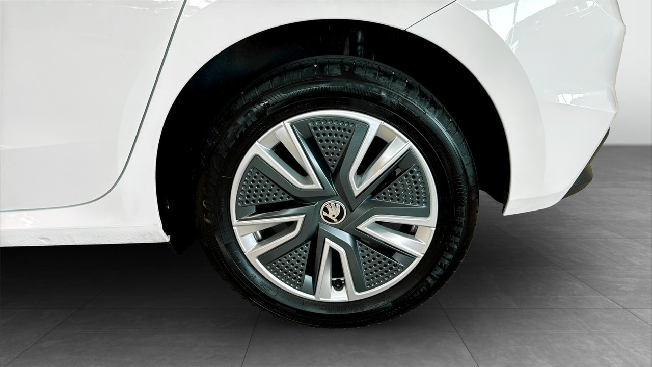 Skoda Fabia Style TSI 110 DSG 2023, bild 6/13