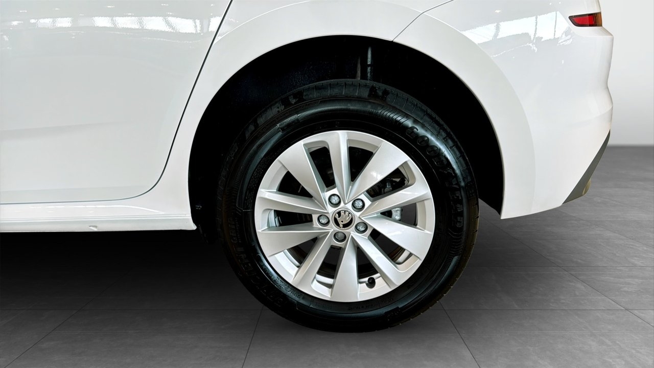 Skoda Kamiq AMBITION TSI 110 DSG 2023, bild 6/10