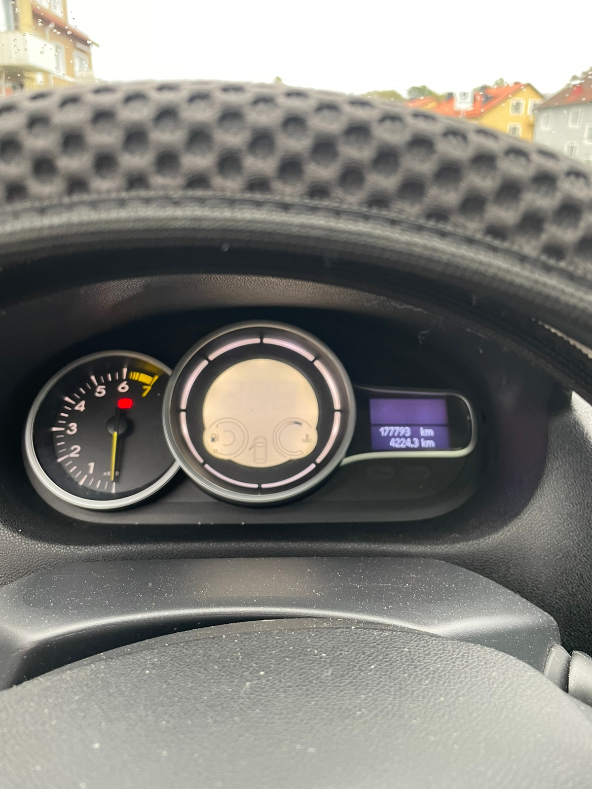 Renault Megane 2010, bild 4/5