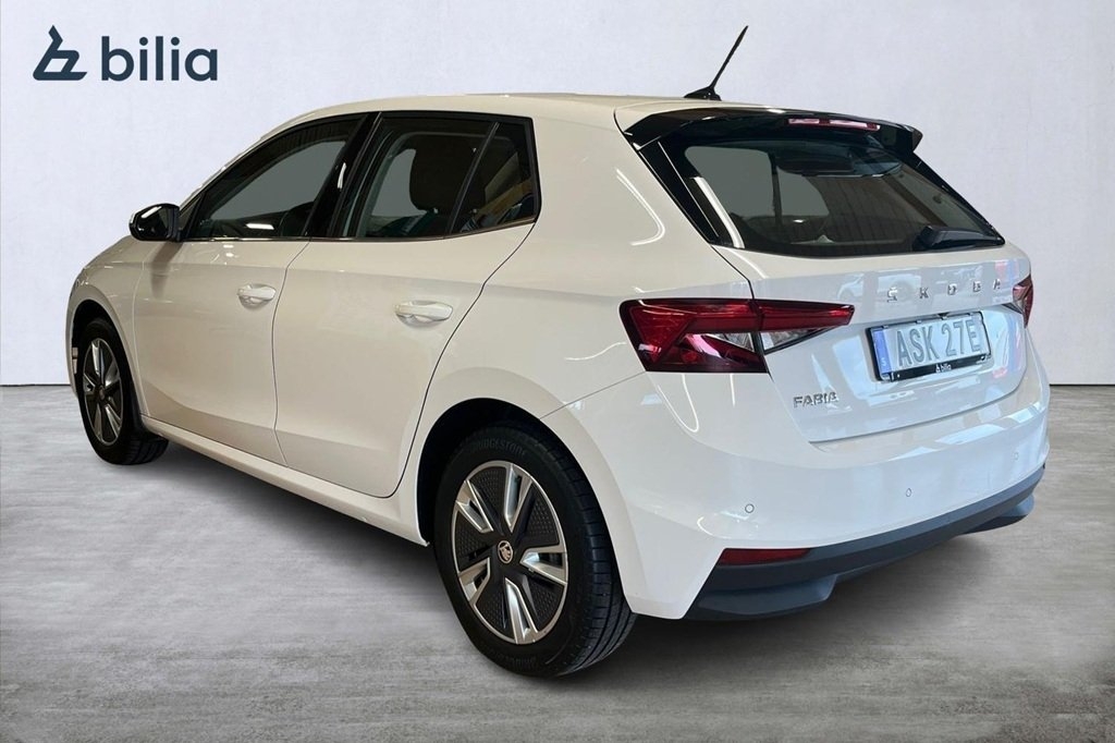 Skoda Fabia 2023, bild 2/10