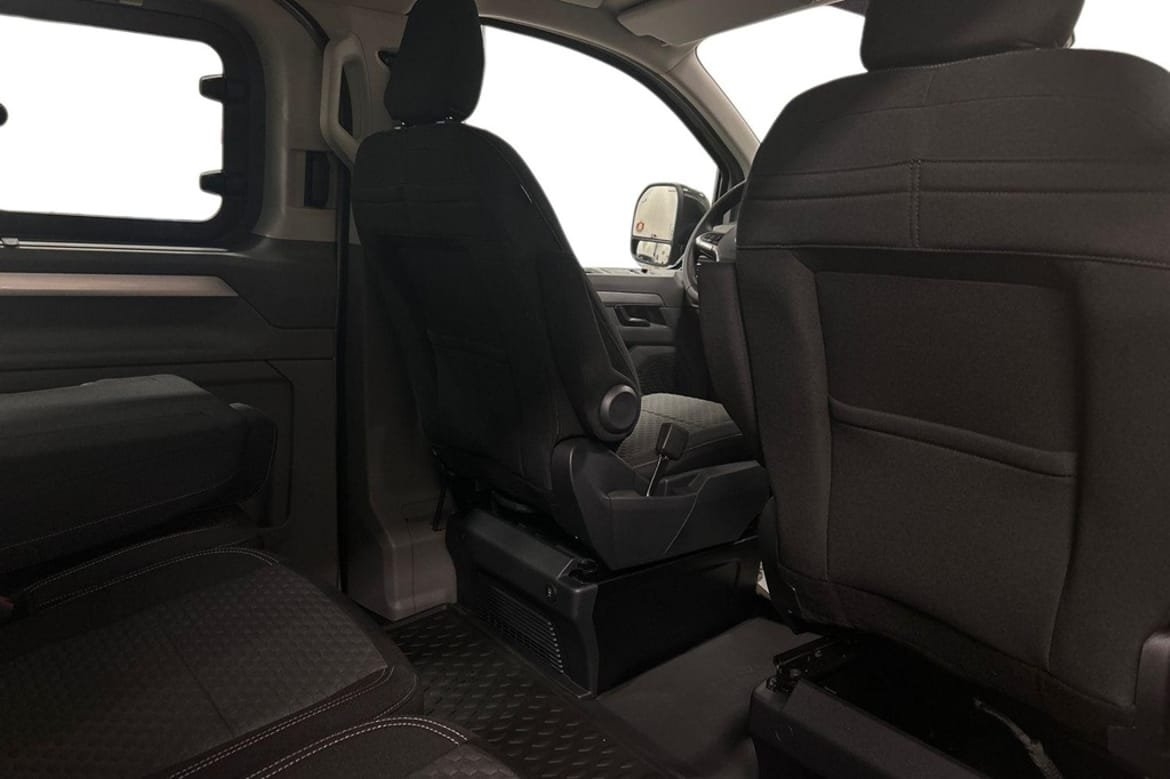 Volkswagen Transporter 2025, bild 6/10