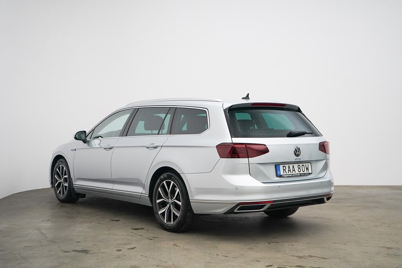 Volkswagen Passat 2023, bild 4/10