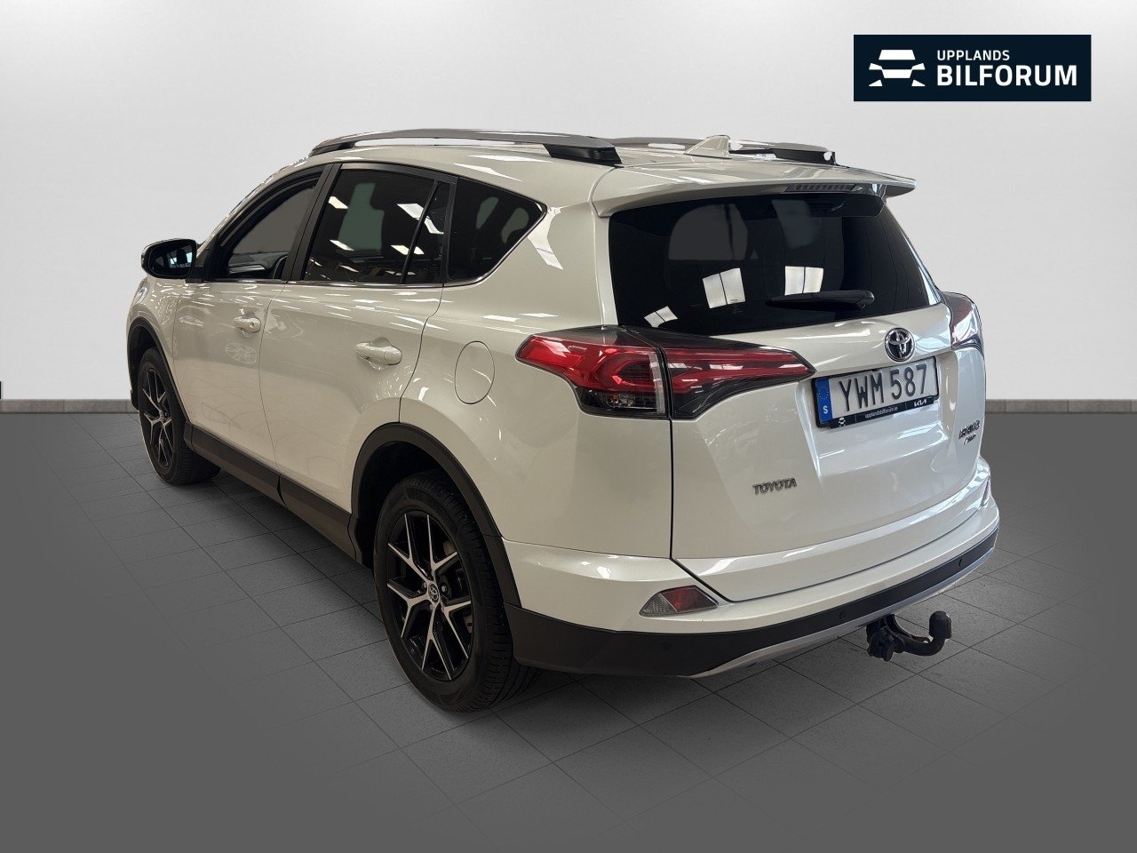Toyota RAV4 2017, bild 6/10