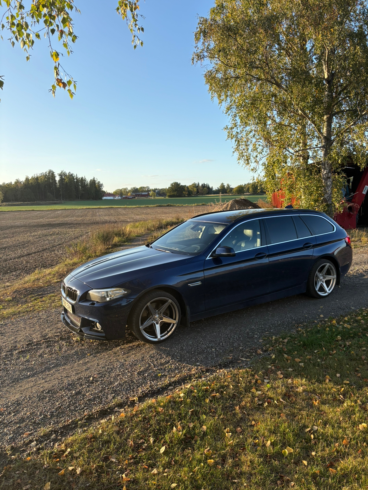 BMW 520 d xDrive Touring Steptronic 2016, bild 3/8