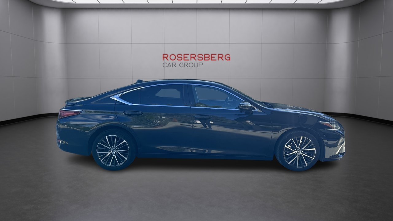 Lexus ES 2023, photo 6/10