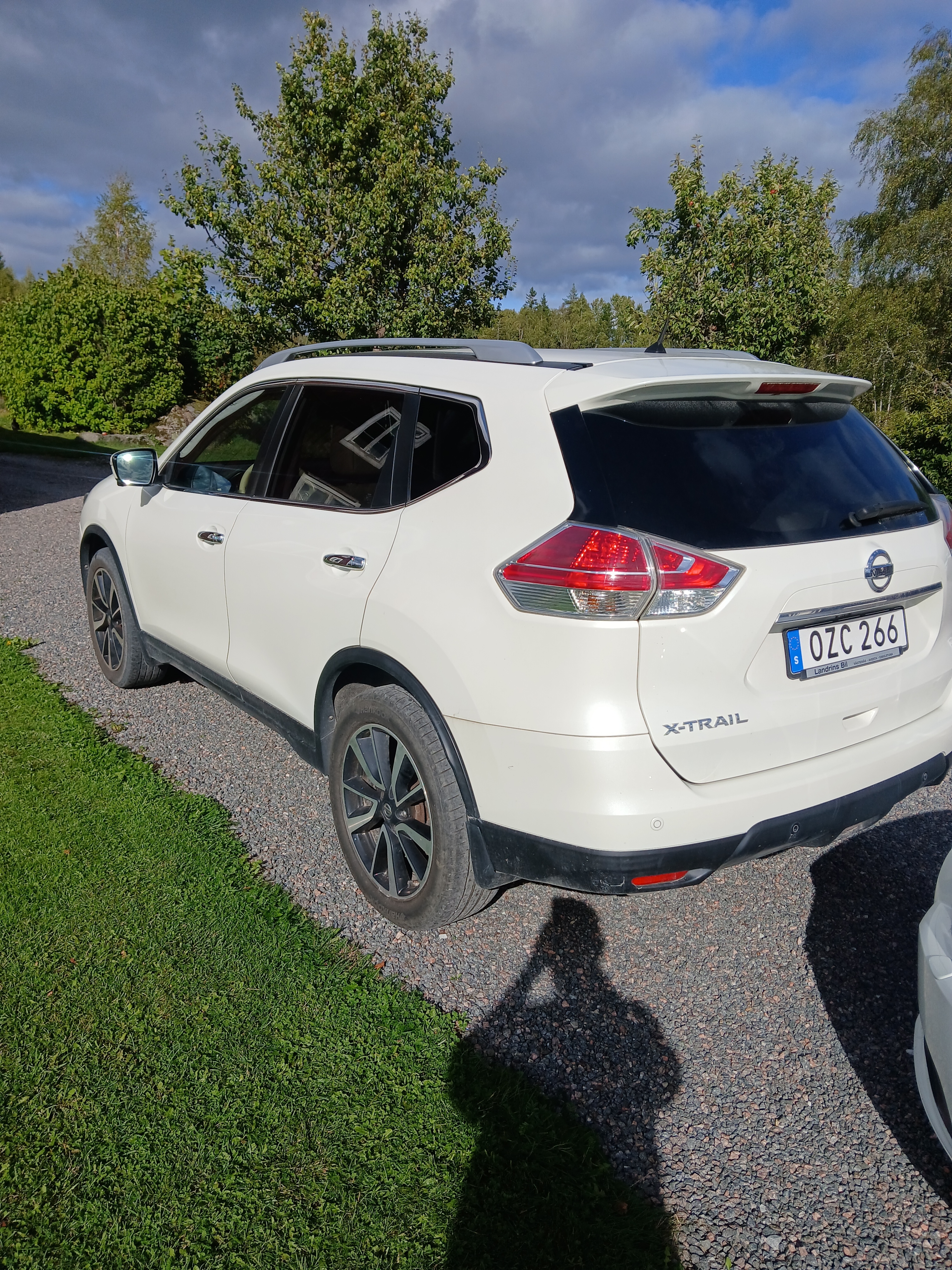 Nissan X-Trail 1.6 dCi DPF XTRONIC-CVT 2016, bild 3/7