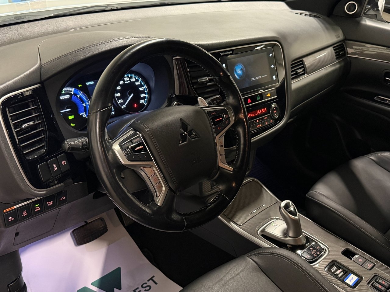 Mitsubishi Outlander 2019, bild 6/10
