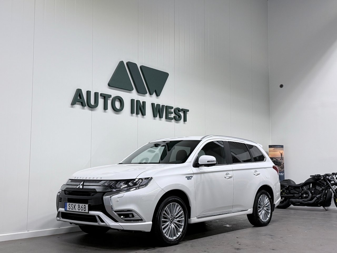 Mitsubishi Outlander 2019, bild 2/10