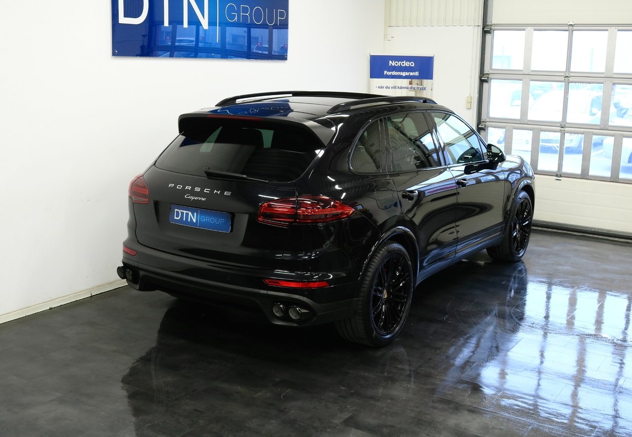 Porsche Cayenne 2018, bild 2/10