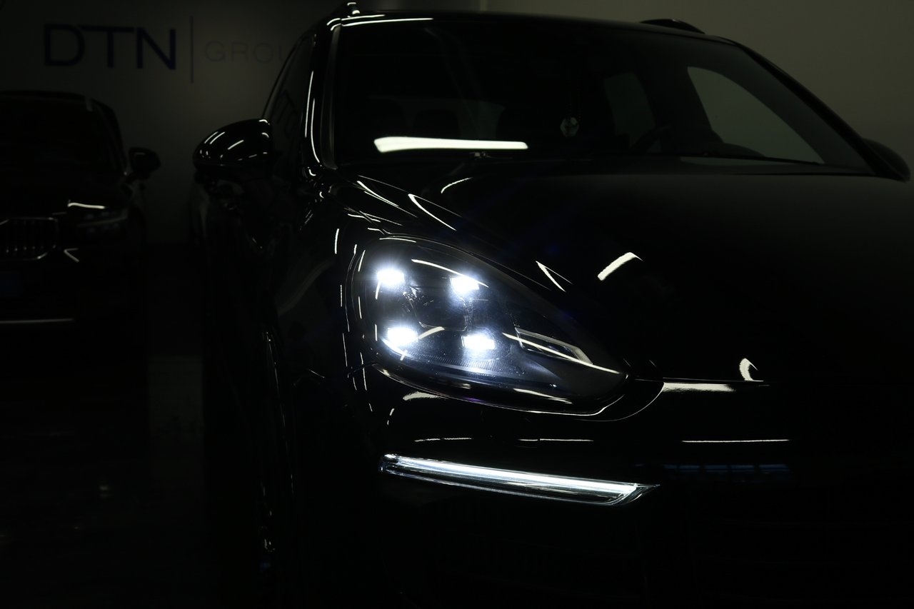 Porsche Cayenne 2018, bild 7/10