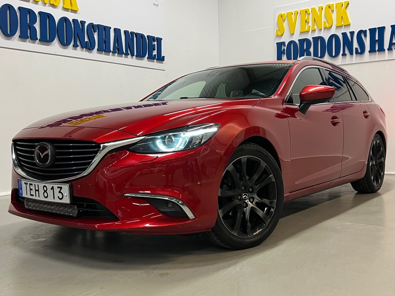 Mazda 6 Wagon 2.2 SKYACTIV-D AWD Automat 2015, bild 2/10