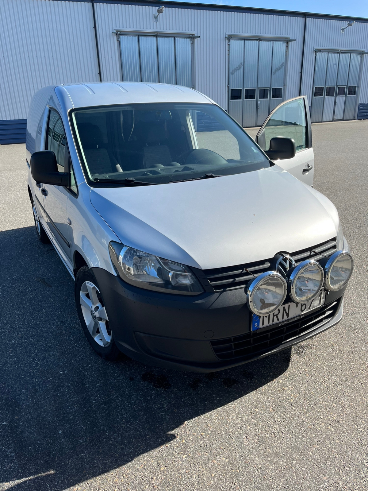 Volkswagen Caddy Skåpbil 1.6 TDI Manuell 2012, bild 7/9