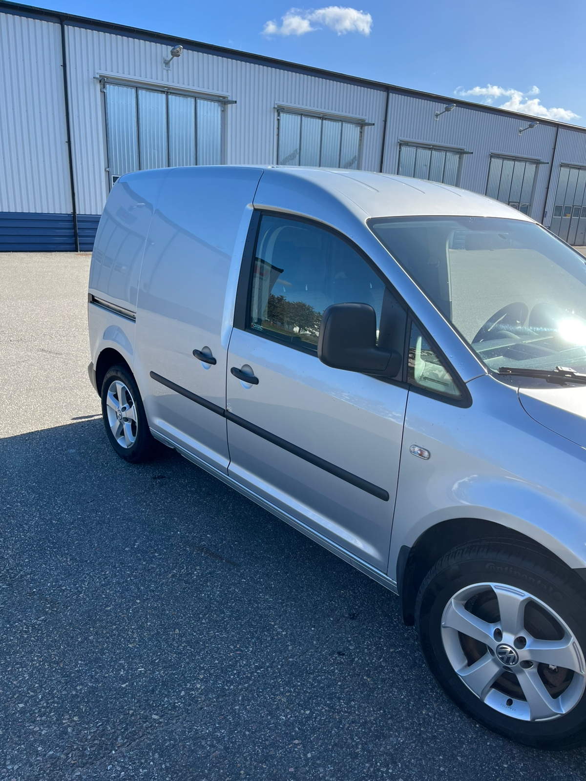 Volkswagen Caddy Skåpbil 1.6 TDI Manuell 2012, bild 6/9