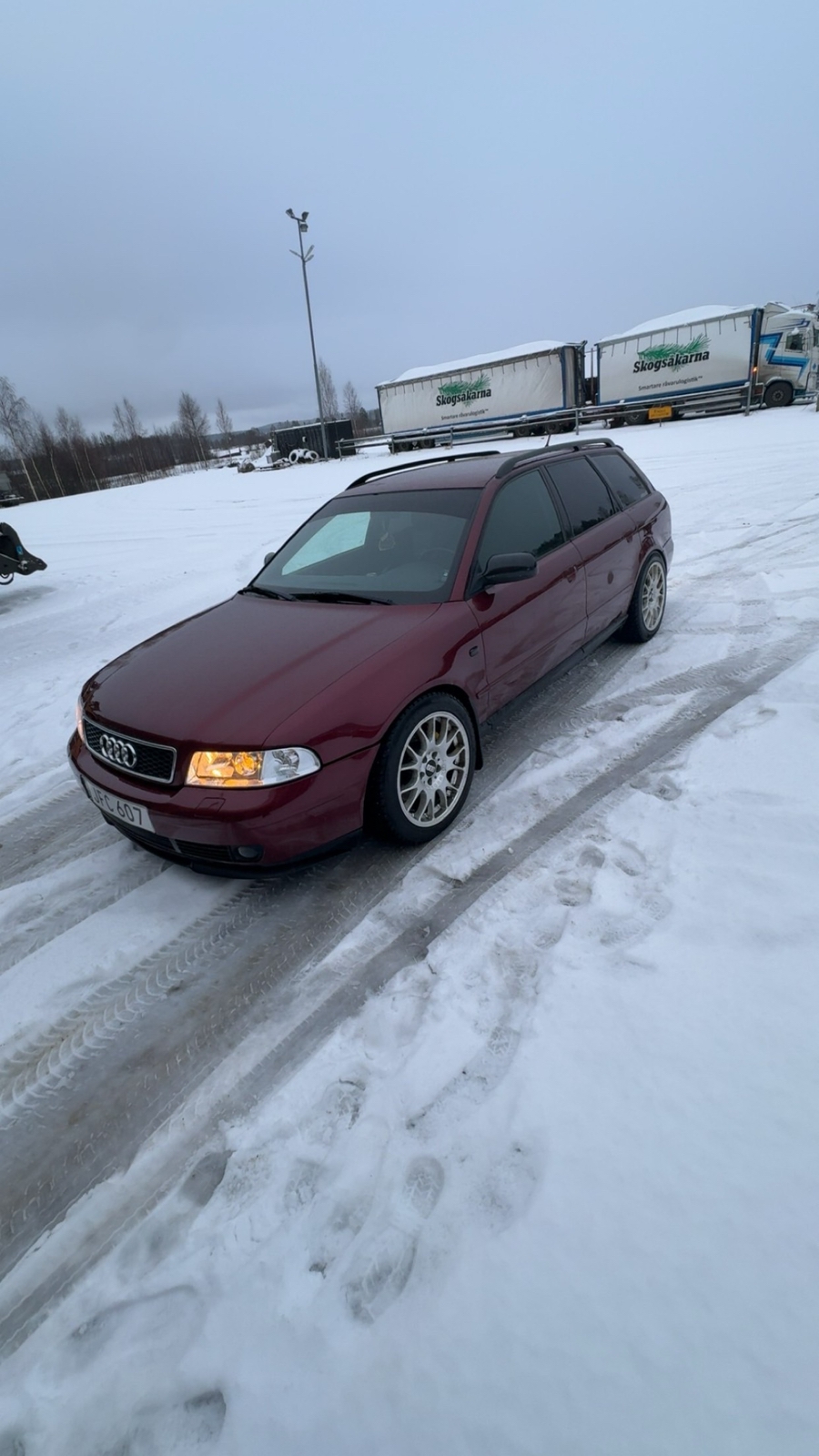 Audi A4 Avant 1.8 T quattro Manuell 1999, bild 3/9