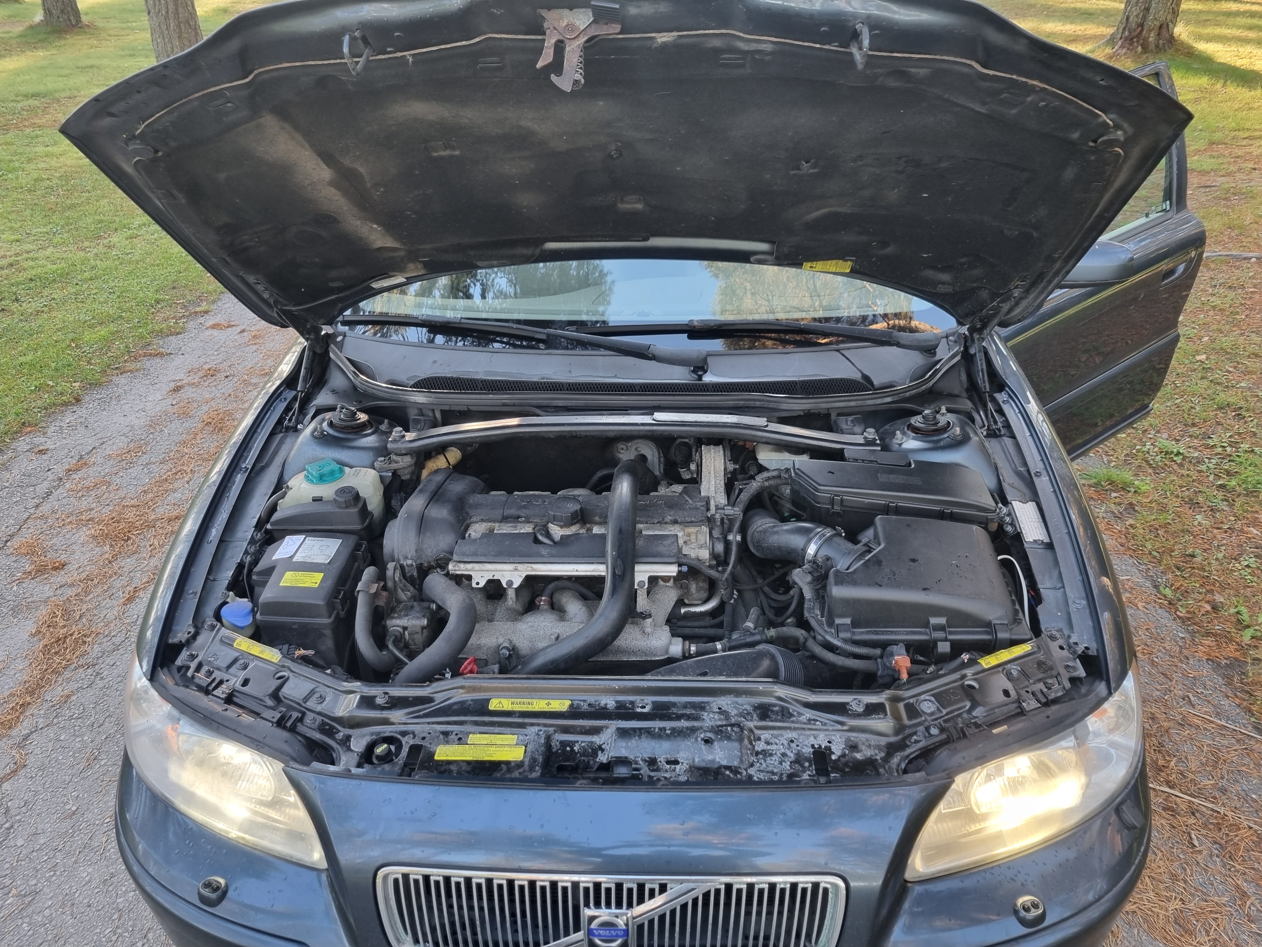 Volvo V70 2.5T Manuell 2005, kuva 6/8