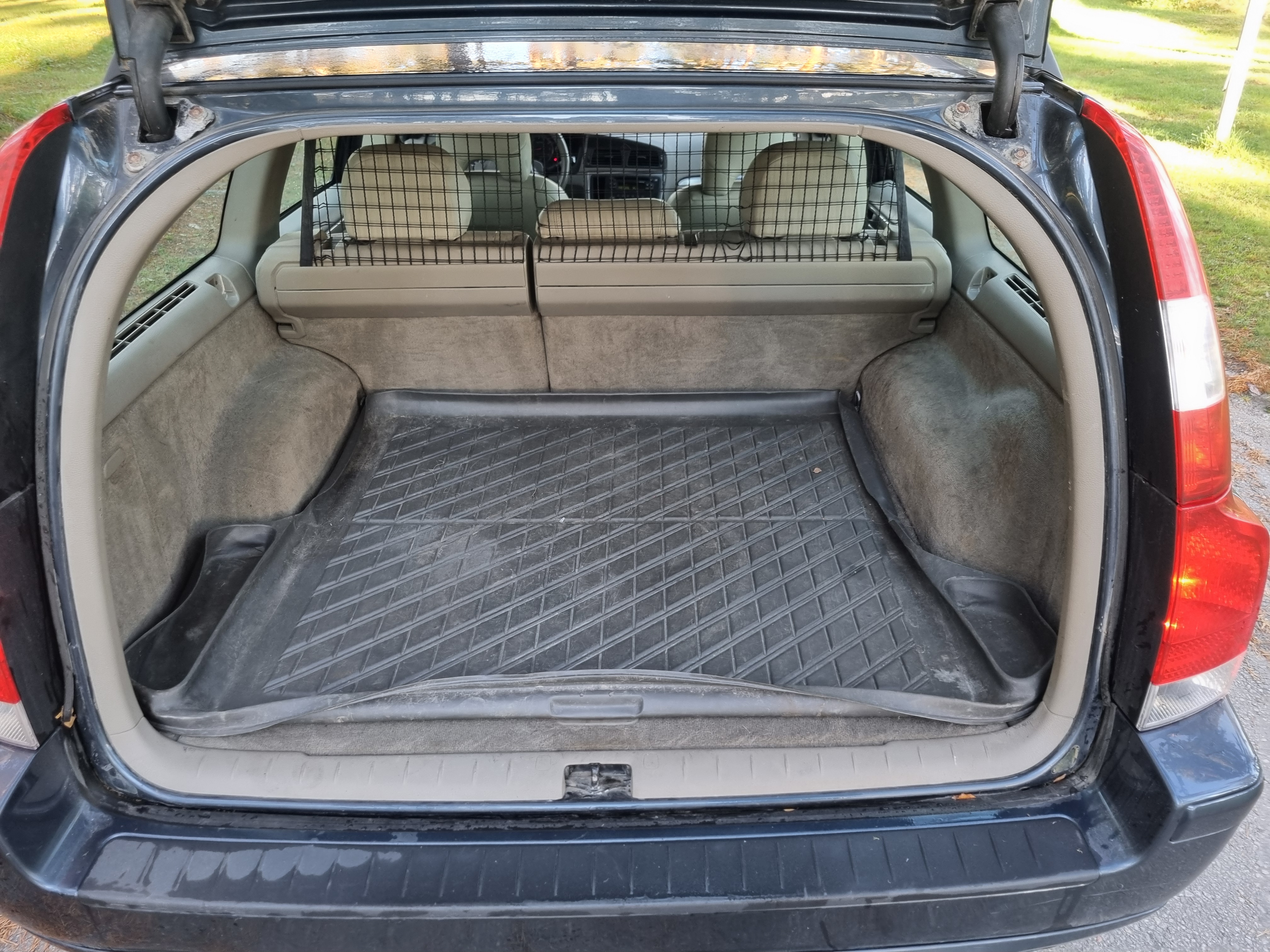 Volvo V70 2.5T Manuell 2005, kuva 7/8