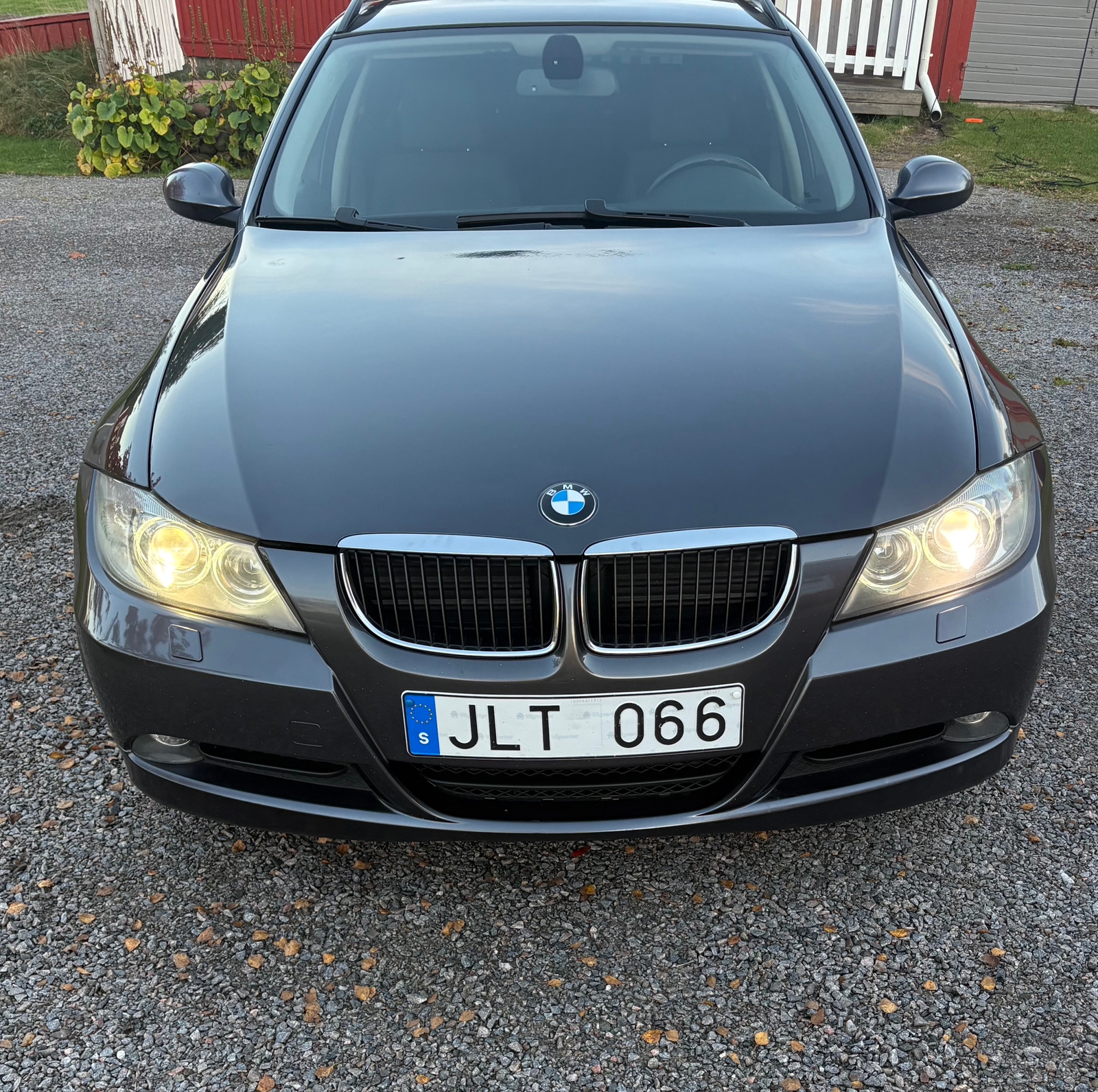 BMW 320d 2008, photo 5/7