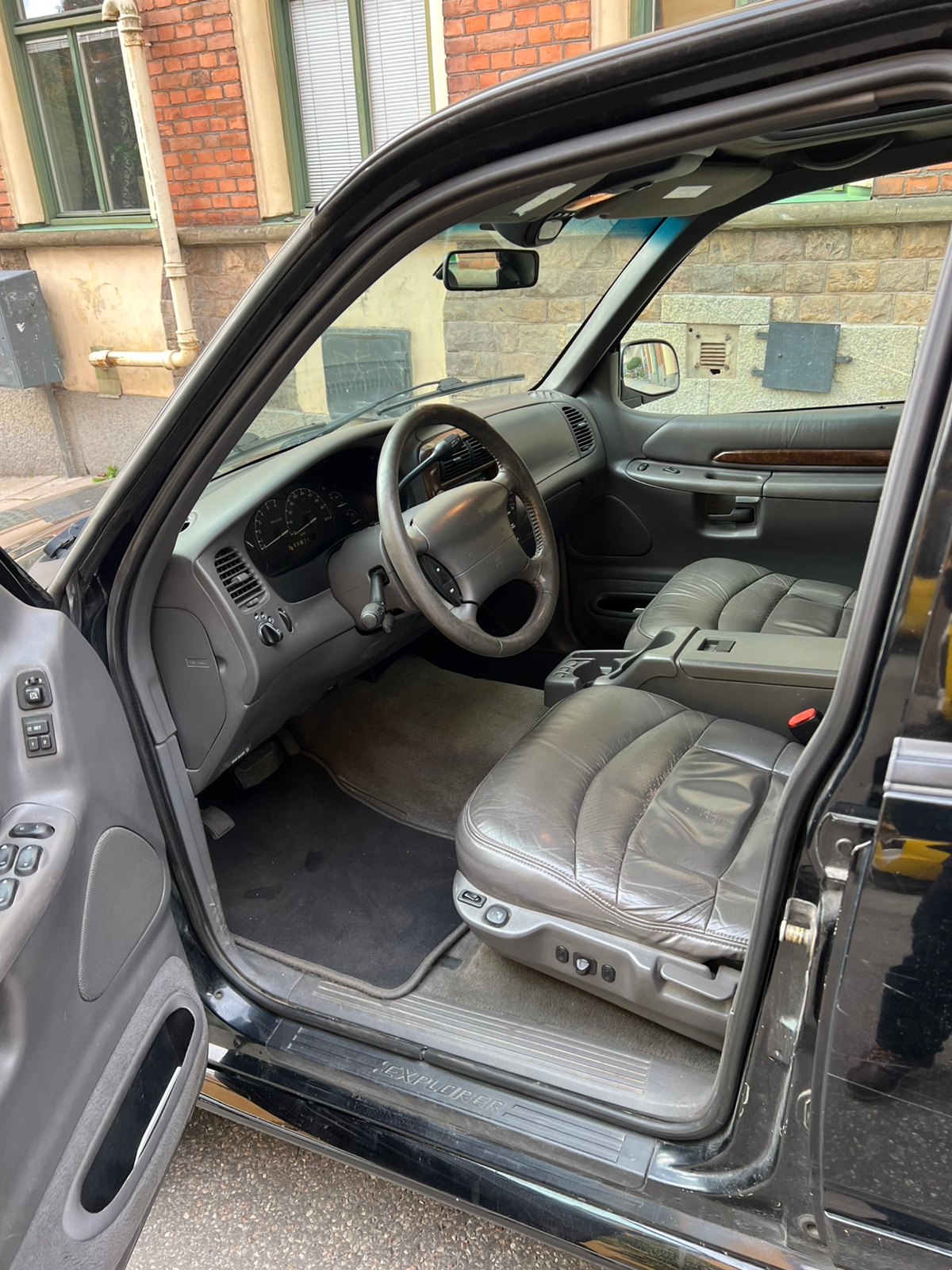 Ford Explorer 2000, bild 4/7