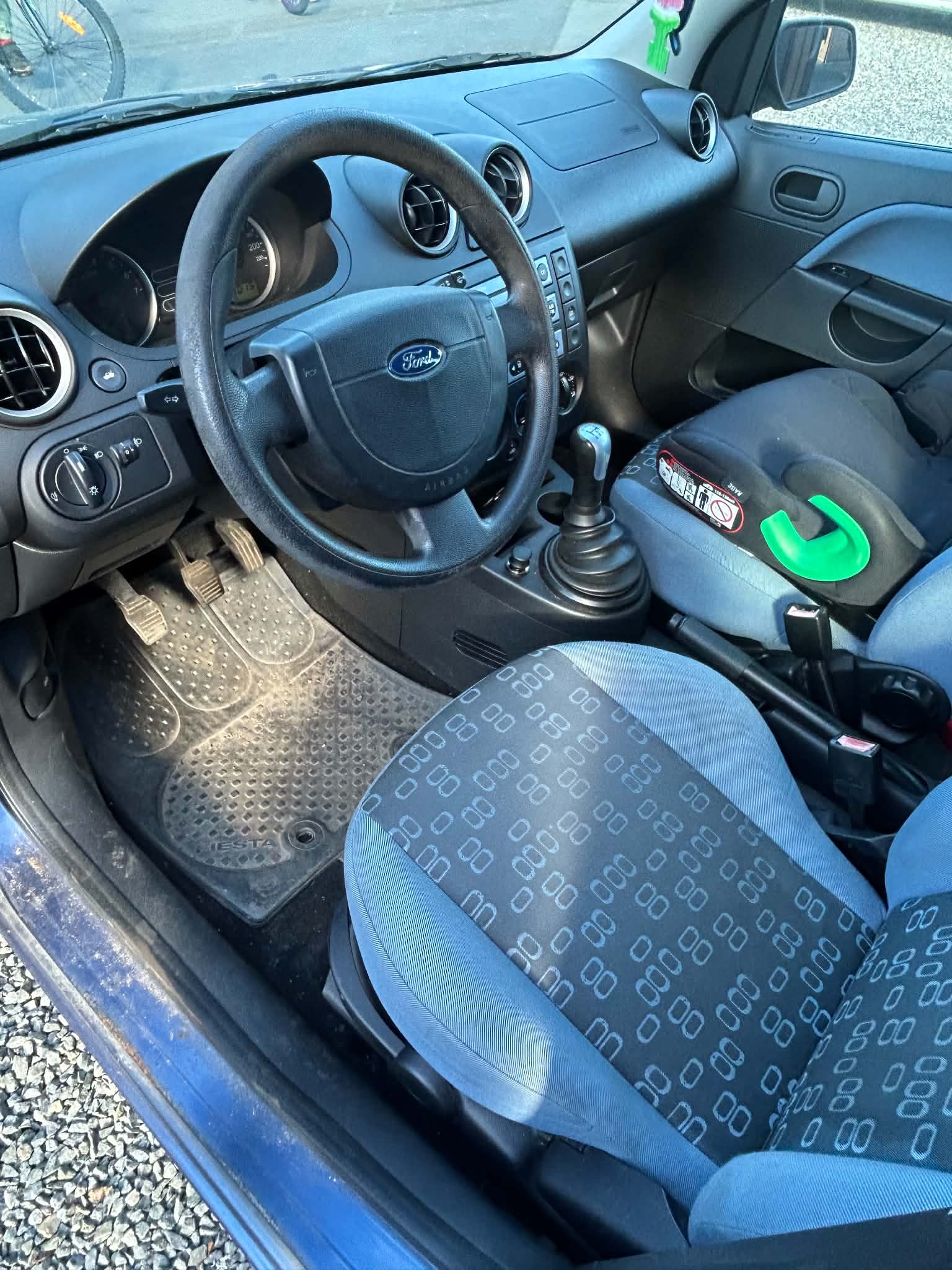 Ford Fiesta 5-dörrar 1.3 Manuell 2006, kuva 3/3