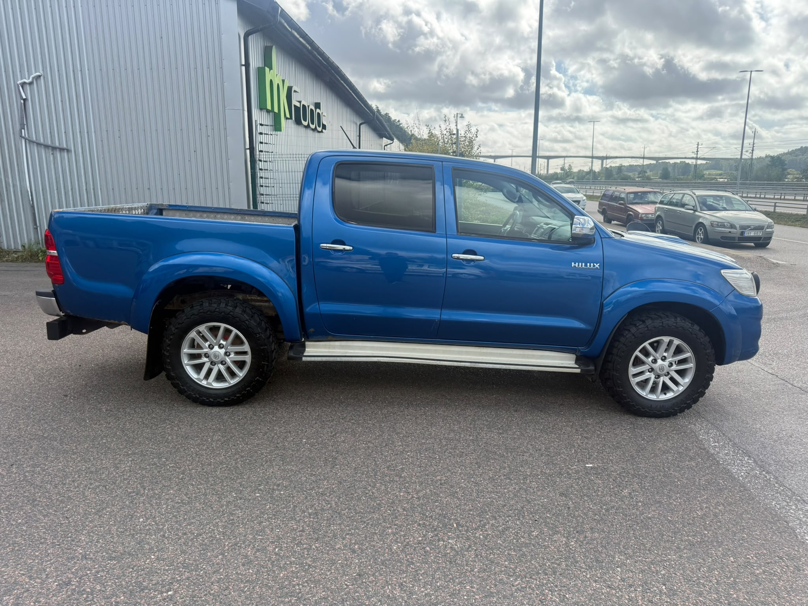 Toyota HiLux 2012, bild 4/8
