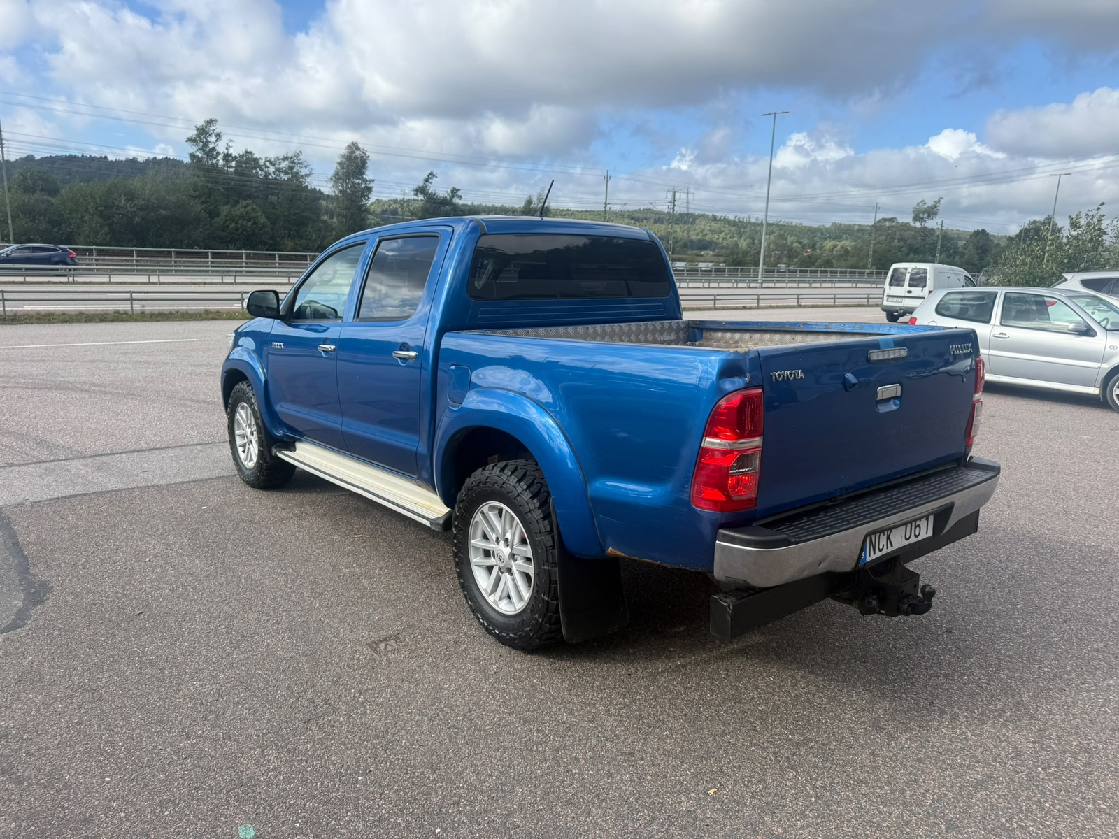 Toyota HiLux 2012, bild 5/8