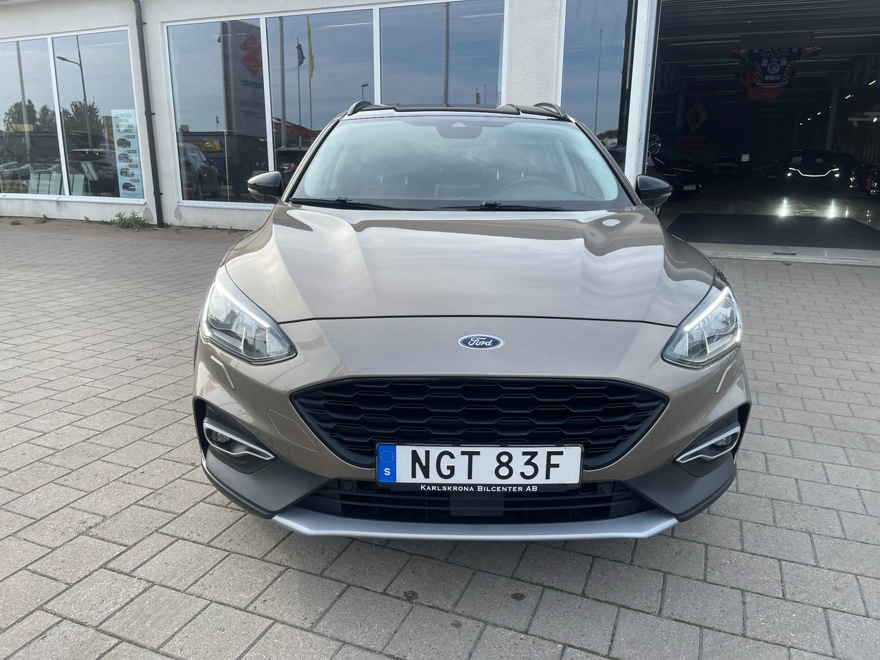 Ford Focus 2019, photo 2/10