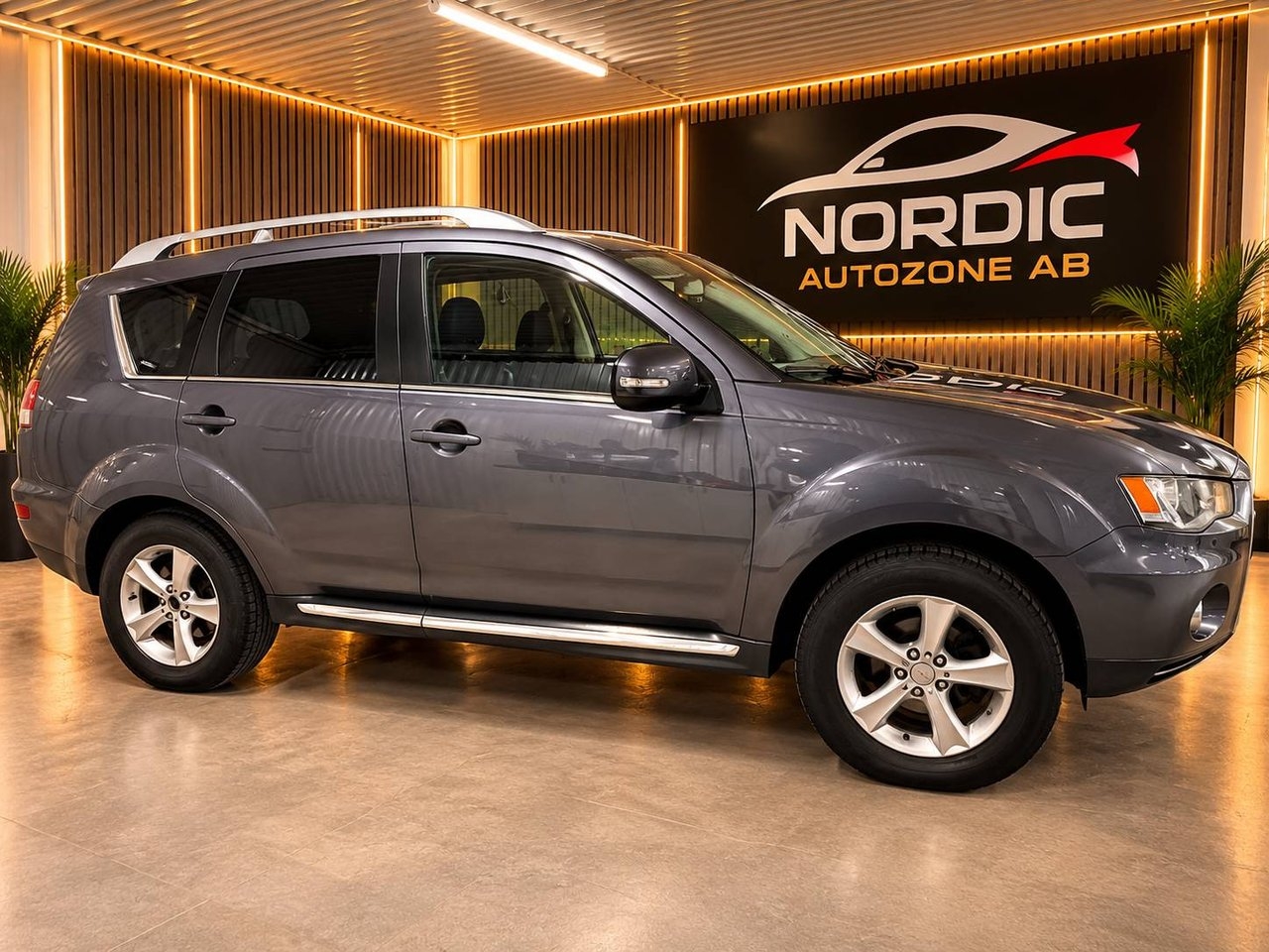 Mitsubishi Outlander 2010, bild 3/6