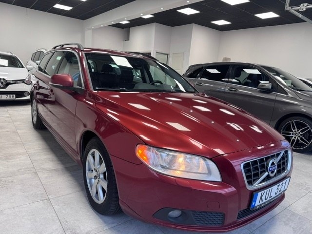 Volvo V70 DRIVe Momentum 2012, kuva 5/10