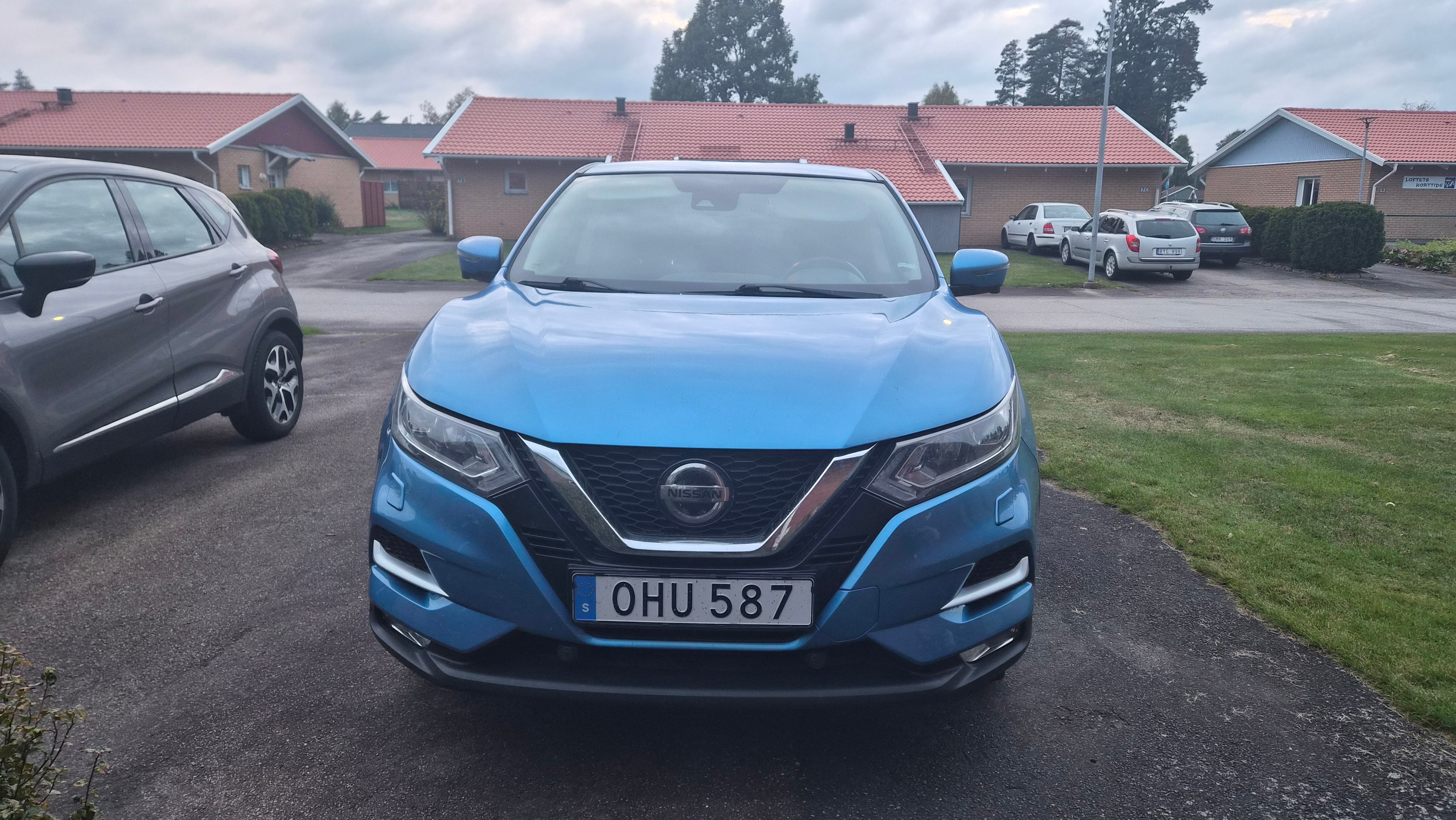 Nissan Qashqai 1.3 DIG-T Manuell 2019, bild 2/5