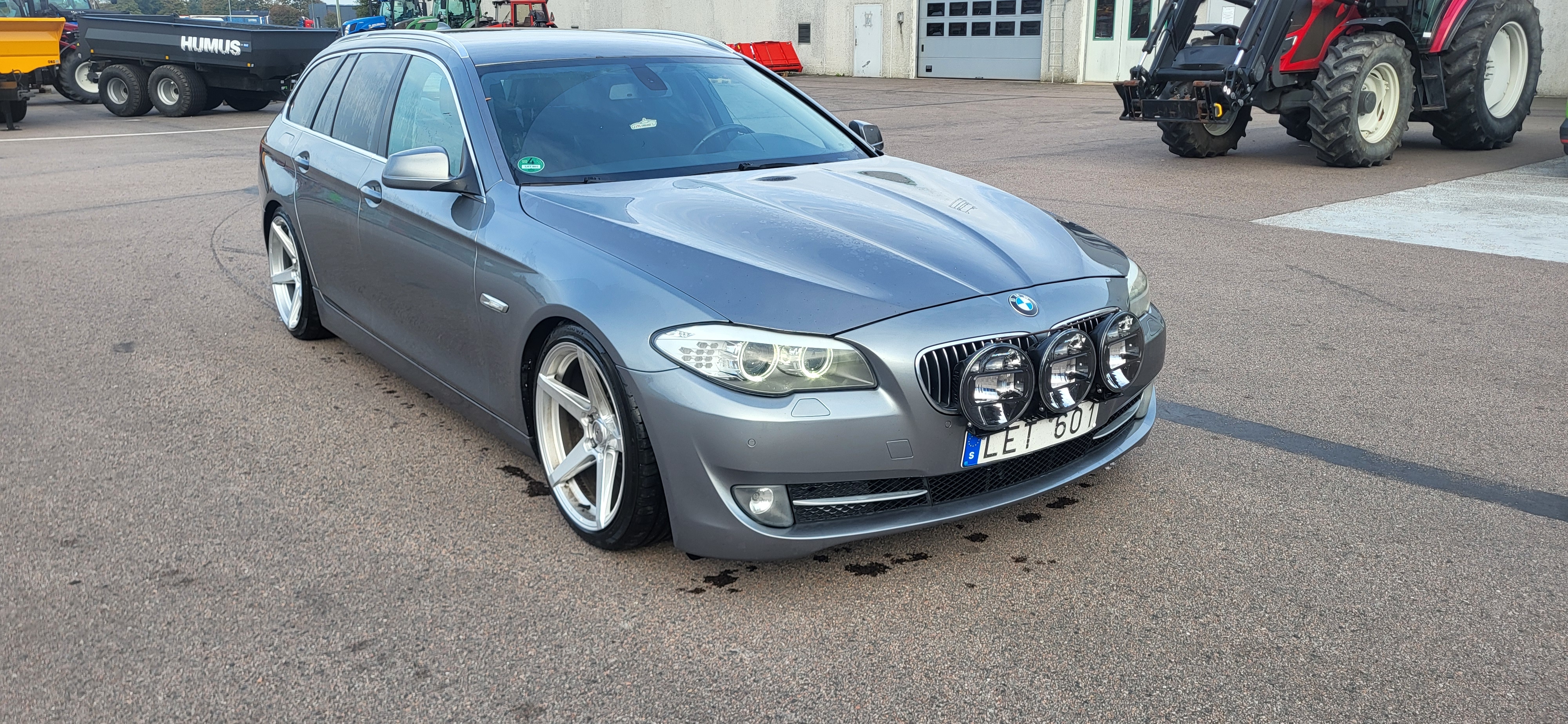 BMW 520 2011, photo 3/4