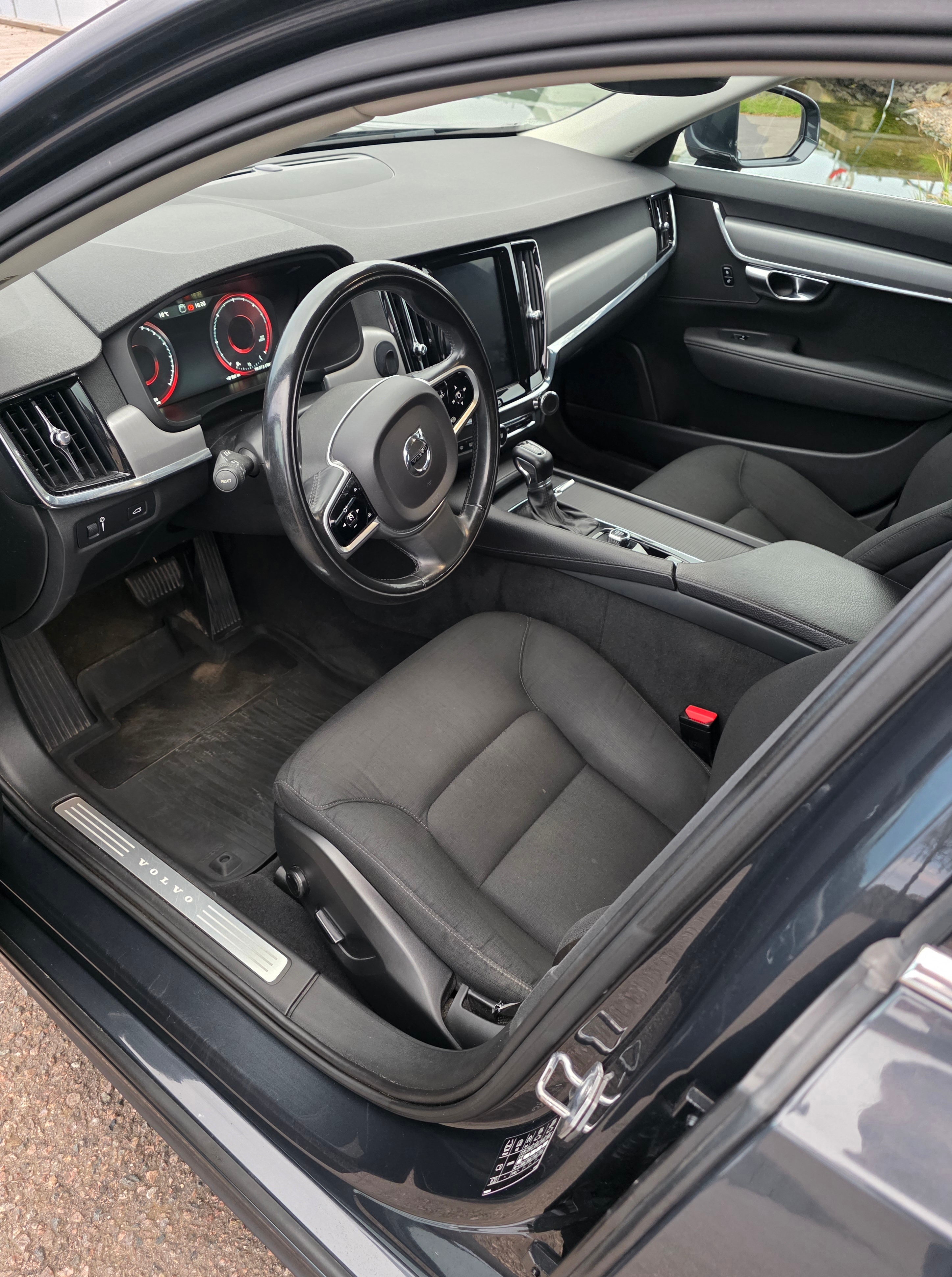 Volvo V90 D4 Geartronic 2019, bild 6/10