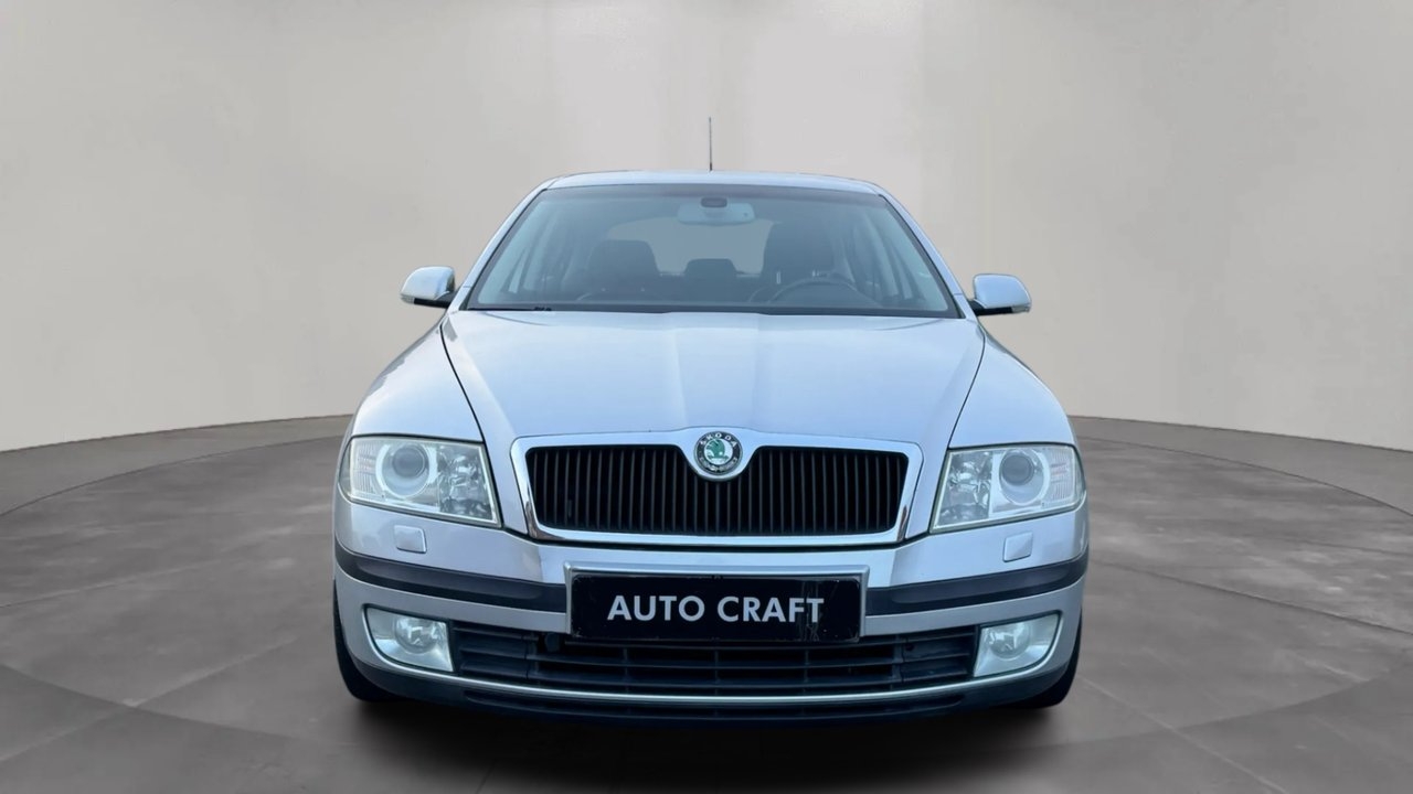 Skoda Octavia 1.6 FSI TipTronic Euro 4 2008, bild 2/10
