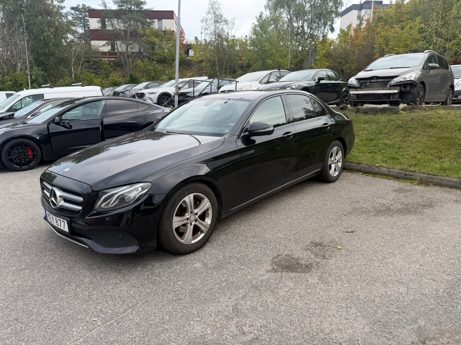 Mercedes-Benz E 220 d 9G-Tronic 2017, bild 2/4