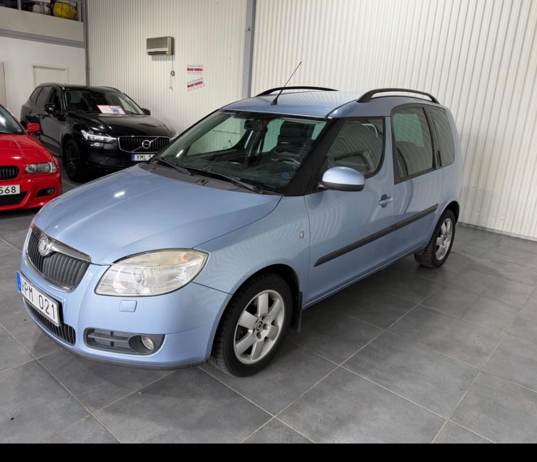 Skoda Roomster 1.6 MPI TipTronic 2008, kuva 2/4