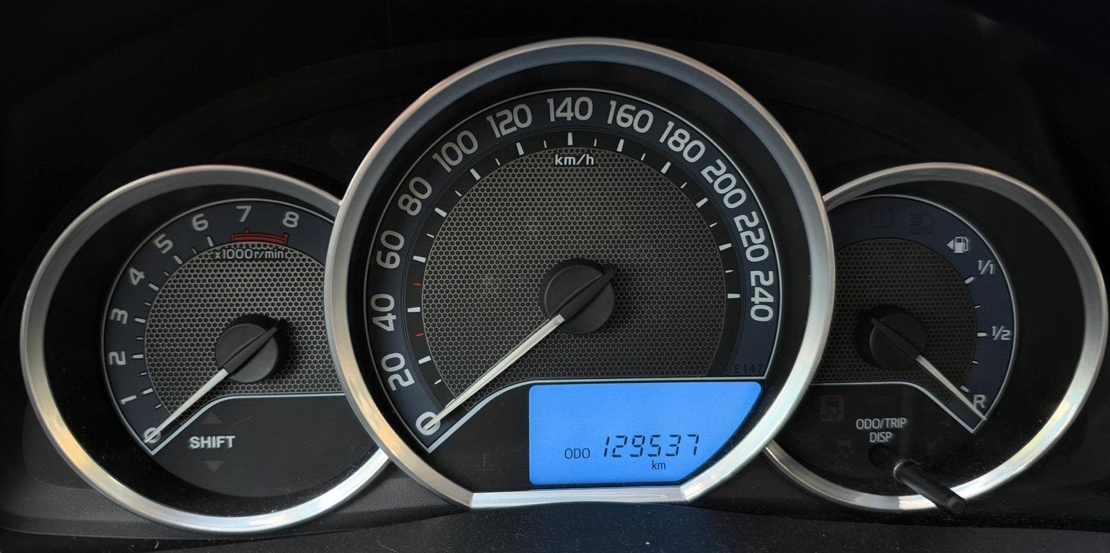 Toyota Auris 1.6 Valvematic Manuell 2014, bild 6/8