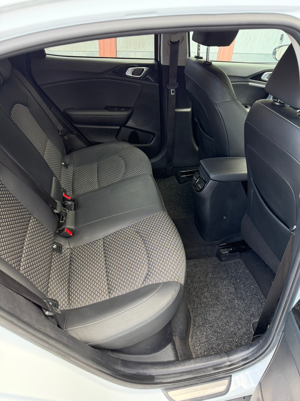 Kia XCeed Plug-in Hybrid DCT 2022, bild 7/8