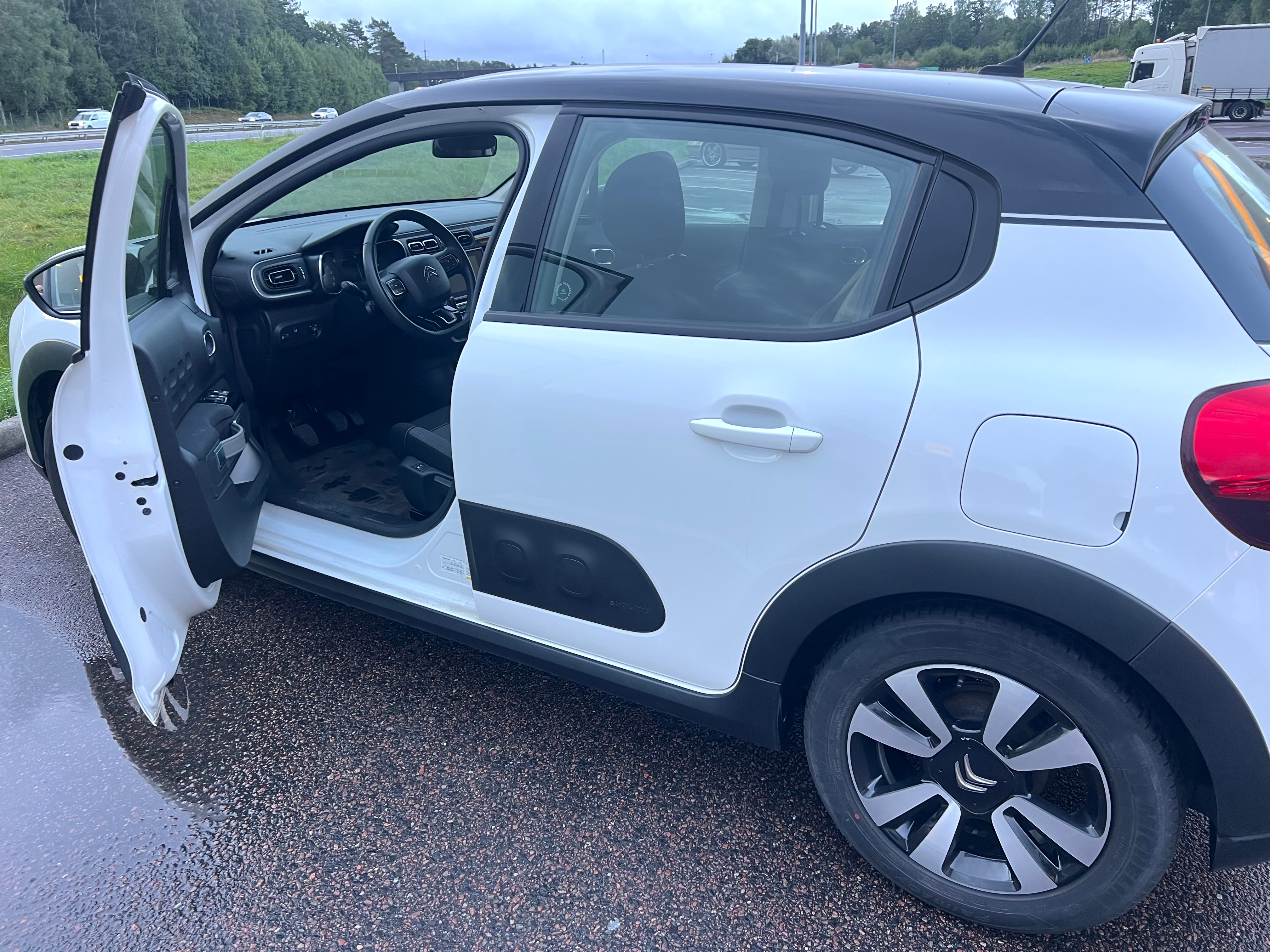 Citroen C3 1.2 PureTech 82 Manuell 2018, kuva 4/8