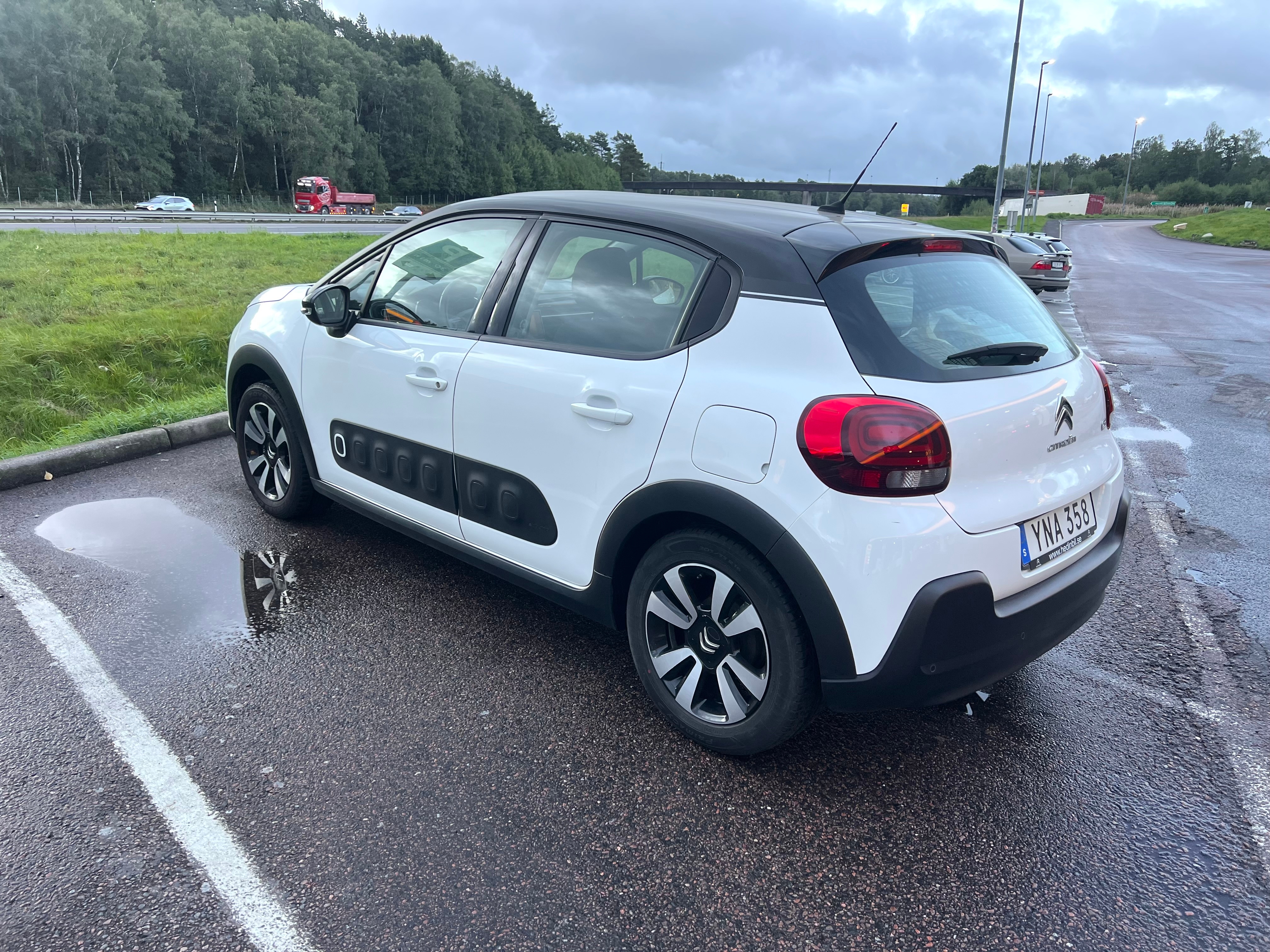 Citroen C3 1.2 PureTech 82 Manuell 2018, kuva 3/8