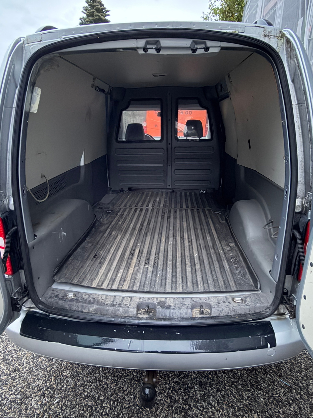 Volkswagen Caddy Maxi 2012, bild 6/10
